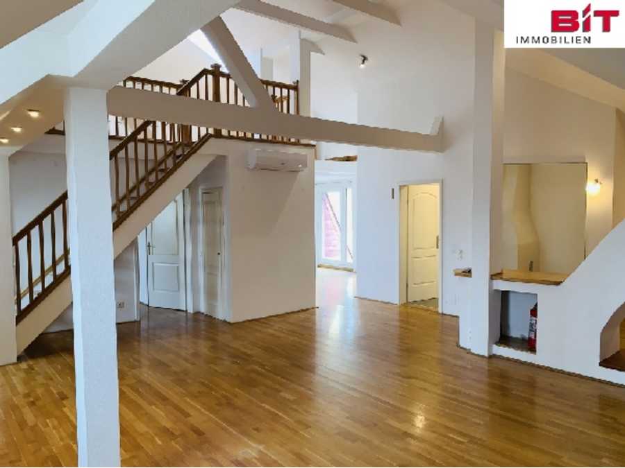 Dachgeschosswohnung in 2460 Bruck an der Leitha Immobilie: Dachgeschosswohnung in 2460 Bruck an der Leitha
