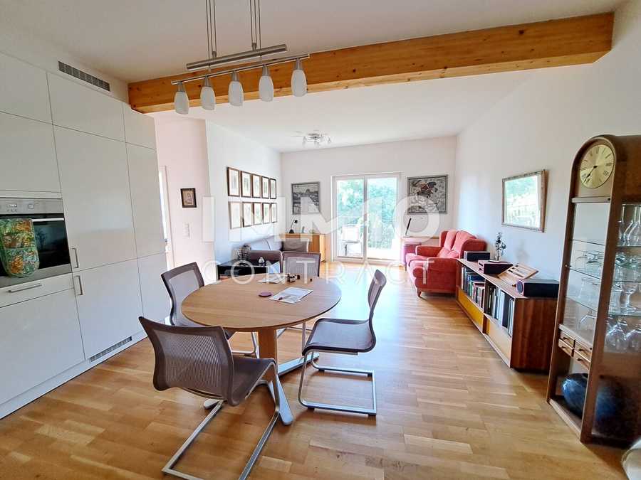 Immobilie: Dachgeschosswohnung in 8052 Graz