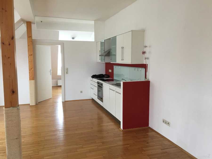 Dachgeschosswohnung in 8010 Graz Immobilie: Dachgeschosswohnung in 8010 Graz