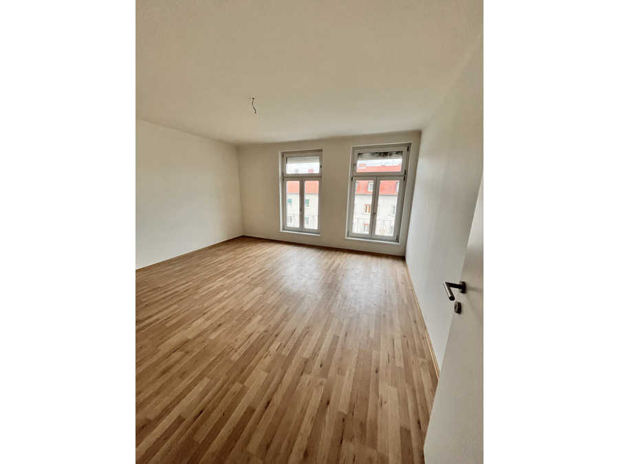 Dachgeschosswohnung in 8020 Graz Immobilie: Dachgeschosswohnung in 8020 Graz