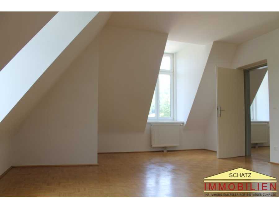 Dachgeschosswohnung in 2565 Neuhaus Immobilie: Dachgeschosswohnung in 2565 Neuhaus