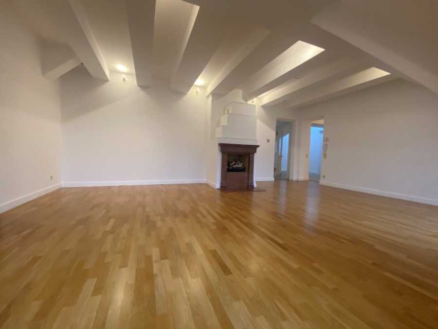 Dachgeschosswohnung in 1010 Wien Immobilie: Dachgeschosswohnung in 1010 Wien