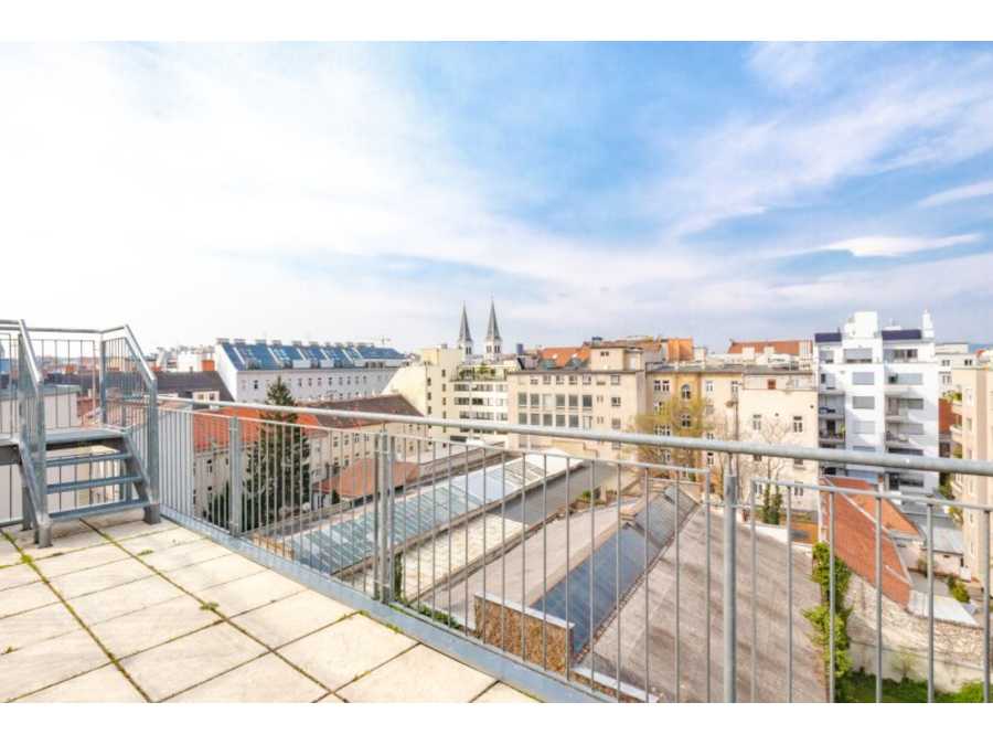 Immobilie: Dachgeschosswohnung in 1100 Wien