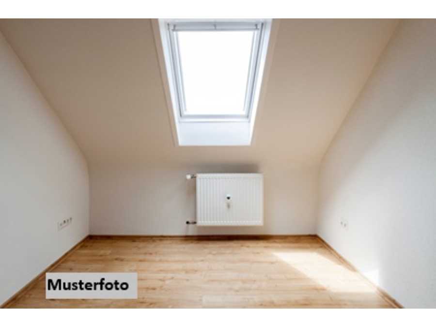 Immobilie: Dachgeschosswohnung in 1140 Wien