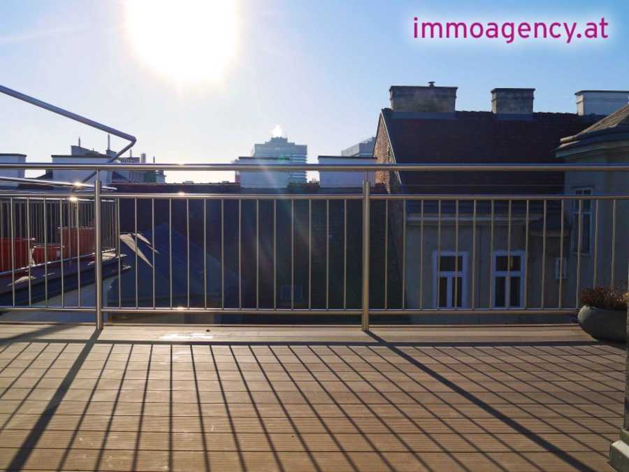 Dachgeschosswohnung in 1180 Wien Immobilie: Dachgeschosswohnung in 1180 Wien