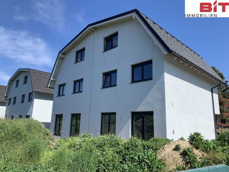 Doppelhaushälfte in 2460 Bruck an der Leitha Immobilie: Doppelhaushälfte in 2460 Bruck an der Leitha