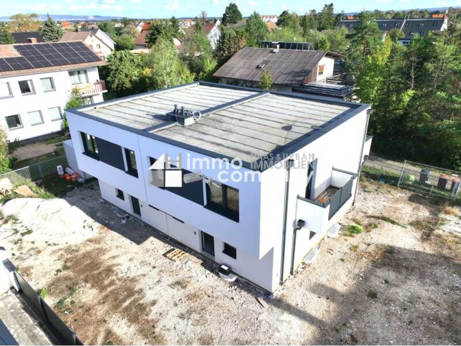 Doppelhaushälfte in 2603 Felixdorf Immobilie: Doppelhaushälfte in 2603 Felixdorf