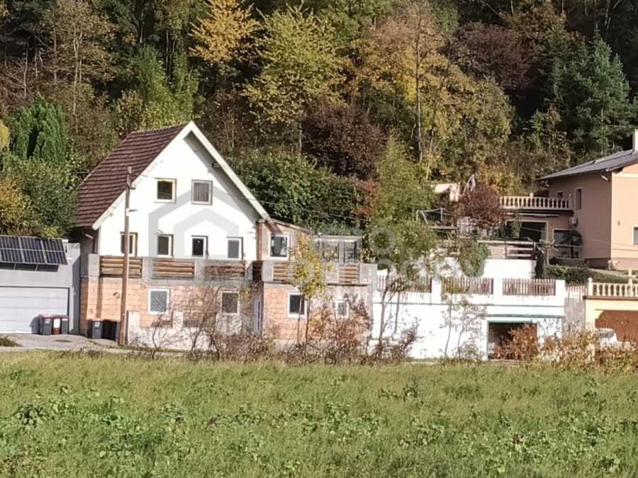 Einfamilienhaus in 2640 Gloggnitz Immobilie: Einfamilienhaus in 2640 Gloggnitz