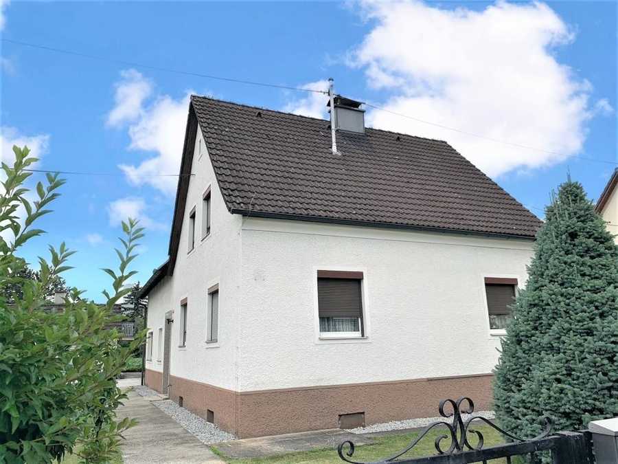 Einfamilienhaus in 4063 Hörsching Immobilie: Einfamilienhaus in 4063 Hörsching