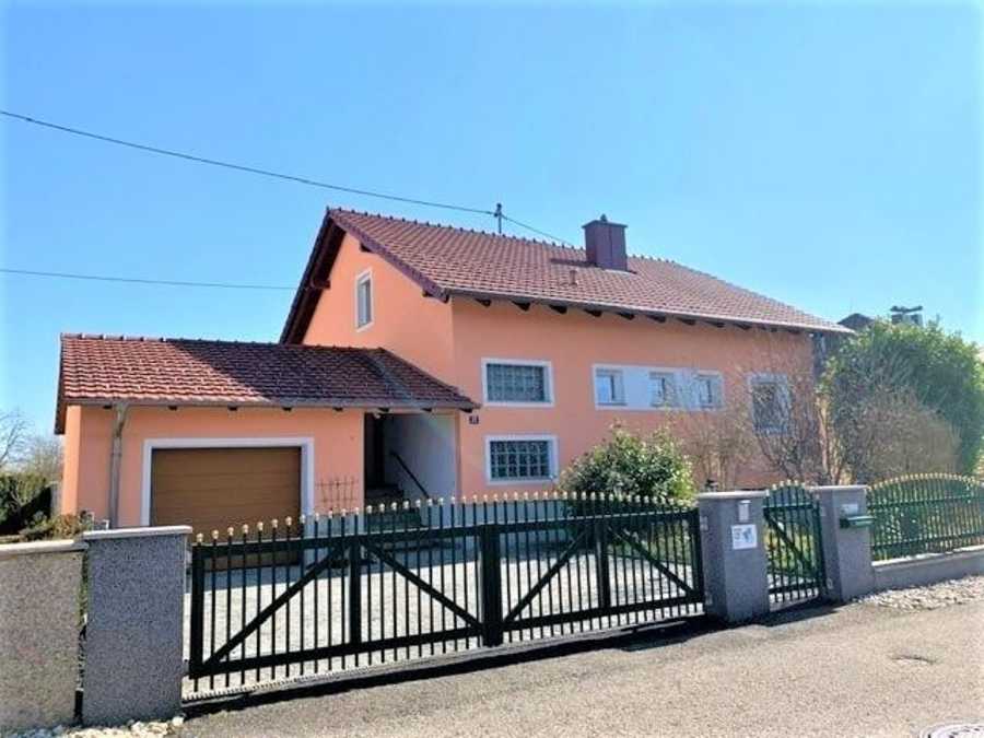 Einfamilienhaus in 4063 Hörsching Immobilie: Einfamilienhaus in 4063 Hörsching