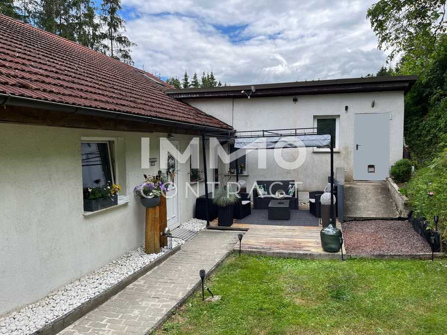 Immobilie: Einfamilienhaus in 3763 Japons