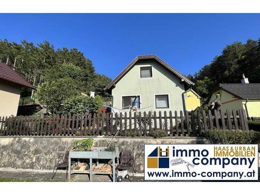 Einfamilienhaus in 2620 Grafenbach-St. Valentin Immobilie: Einfamilienhaus in 2620 Grafenbach-St. Valentin