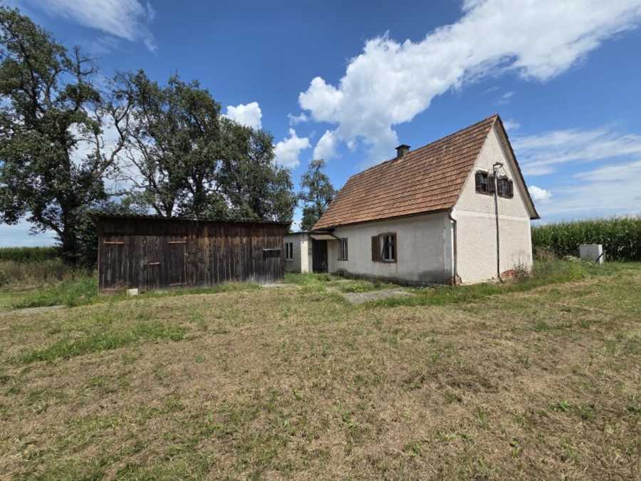 Immobilie: Einfamilienhaus in 8472 Straß in Steiermark