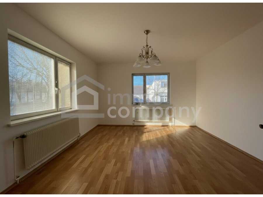 Immobilie: Einfamilienhaus in 2700 Wiener Neustadt