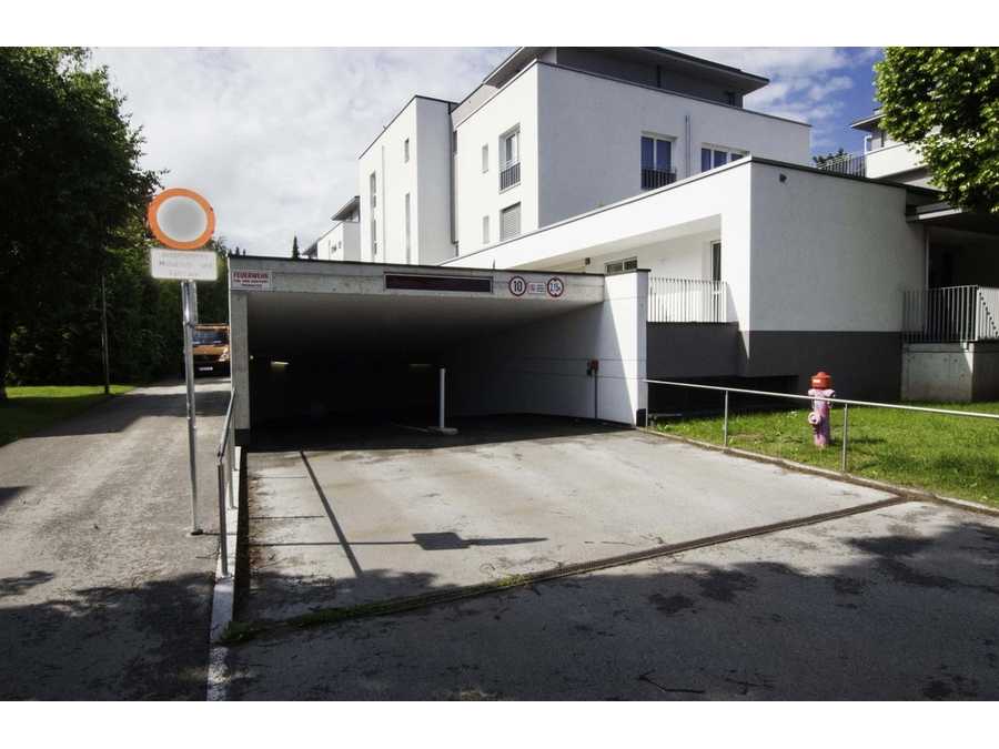 Tiefgaragenstellplatz in 9020 Klagenfurt Immobilie: Tiefgaragenstellplatz in 9020 Klagenfurt