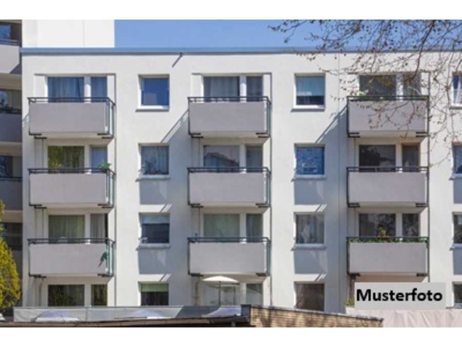 Immobilie: Mehrfamilienhaus in 9360 Friesach