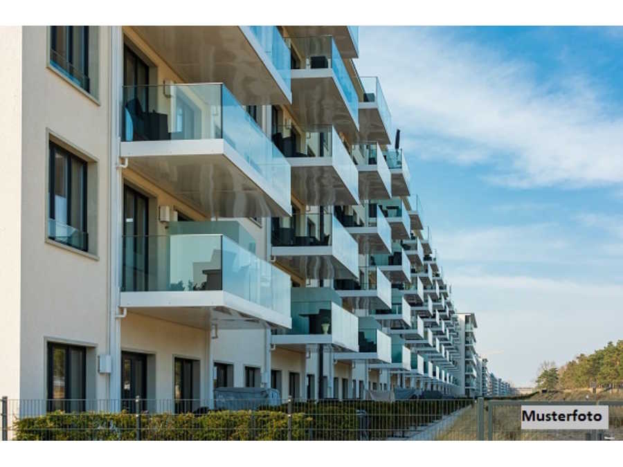 Immobilie: Mehrfamilienhaus in 9300 St. Veit an der Glan