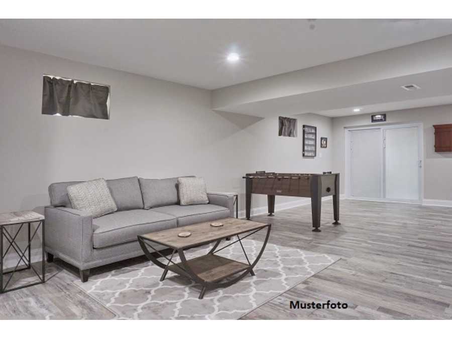 Immobilie: Souterrainwohnung in 4812 Pinsdorf