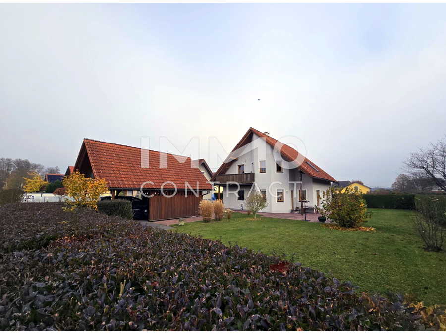 Immobilie: Zweifamilienhaus in 8492 Halbenrain