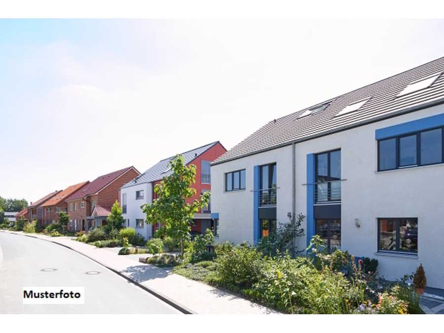 Immobilie: Zweifamilienhaus in 4614 Marchtrenk