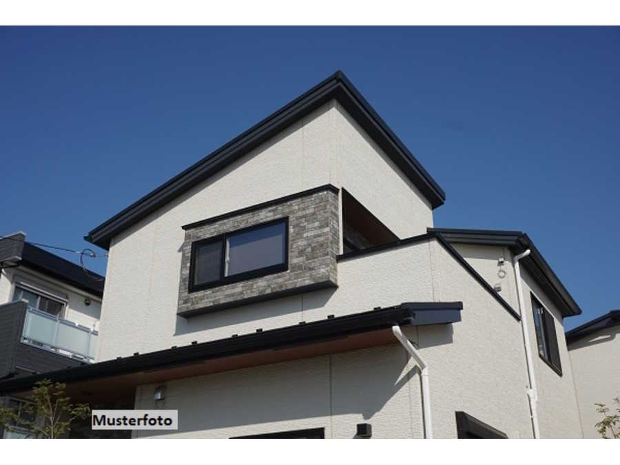 Immobilie: Zweifamilienhaus in 2440 Moosbrunn