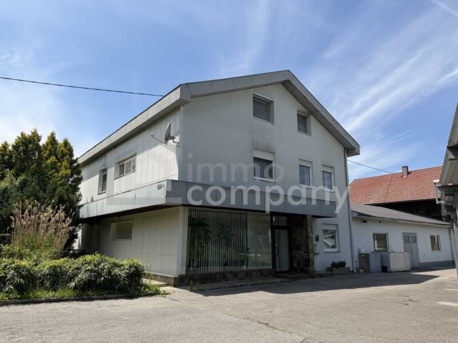 Immobilie: Zweifamilienhaus in 4632 Pichl bei Wels