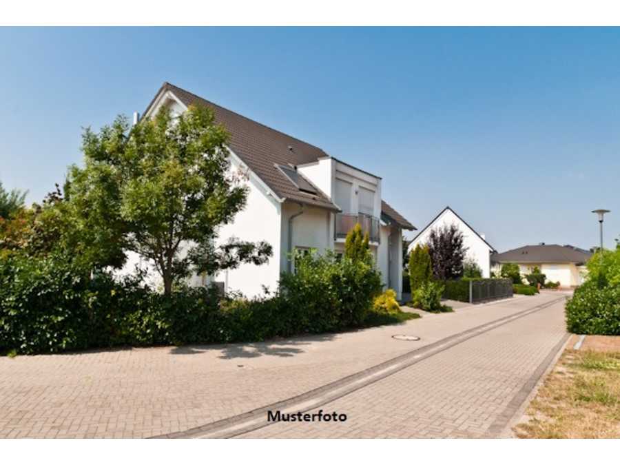 Immobilie: Zweifamilienhaus in 2700 Wiener Neustadt