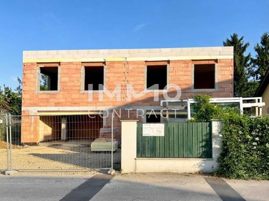 Immobilie: Zweifamilienhaus in 3424 Zeiselmauer