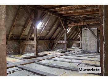 Dachgeschosswohnung in Wien