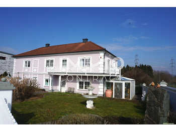 Einfamilienhaus in Viehdorf