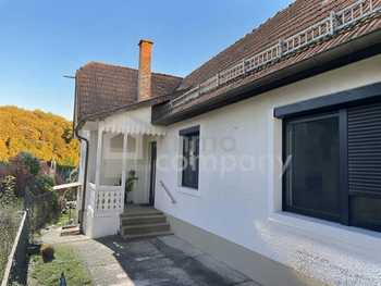 Einfamilienhaus Wiesen