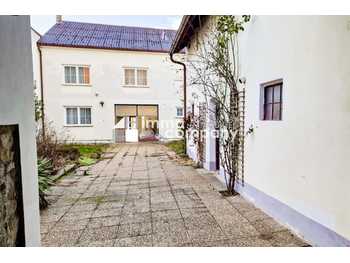 Mehrfamilienhaus in Bruck an der Leitha