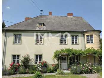 Mehrfamilienhaus Burg