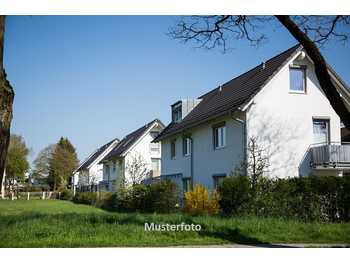 Mehrfamilienhaus in Himmelberg