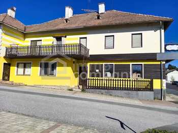Mehrfamilienhaus Hochneukirchen