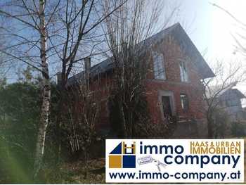 Mehrfamilienhaus in Hollenthon