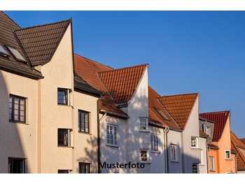 Mehrfamilienhaus in Lans