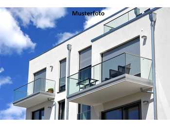 Mehrfamilienhaus Pitten
