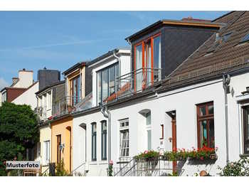 Mehrfamilienhaus in Riederberg