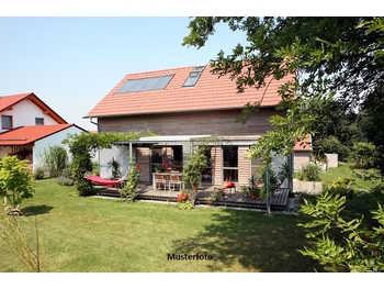 Mehrfamilienhaus in Seibersdorf