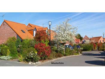 Mehrfamilienhaus Siegenfeld