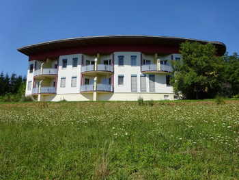 Mehrfamilienhaus in Stegersbach