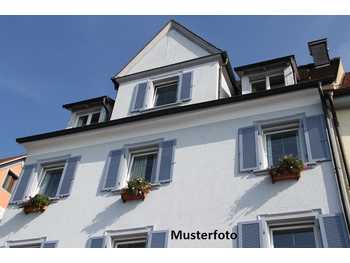 Mehrfamilienhaus in Wr. Neustadt