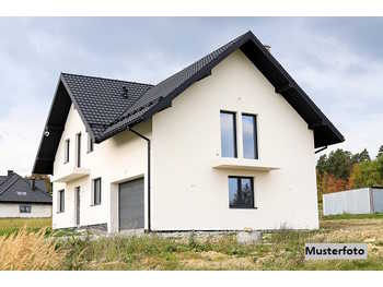 Zweifamilienhaus Gaaden